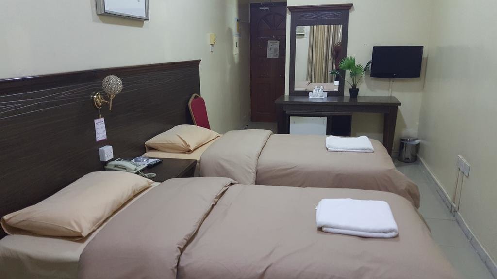 Melody Queen Hotel 6