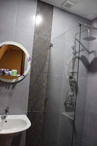 Point Hotel Tbilisi 11