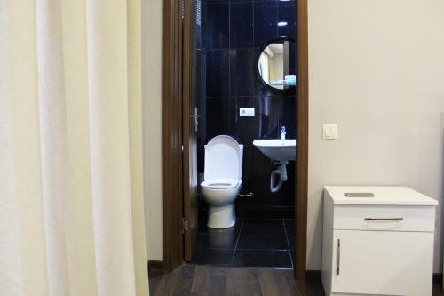 Point Hotel Tbilisi 10