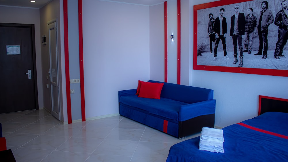 Rock Hotel First Line 12