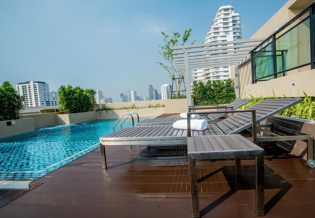 Ten Ekamai Suites Serviced Apartment 16