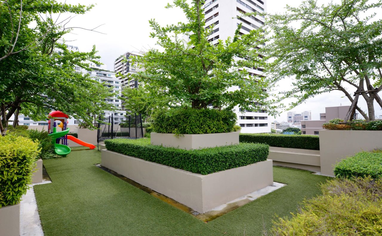 Ten Ekamai Suites Serviced Apartment 21
