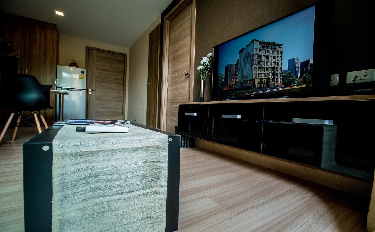 Ten Ekamai Suites Serviced Apartment 24