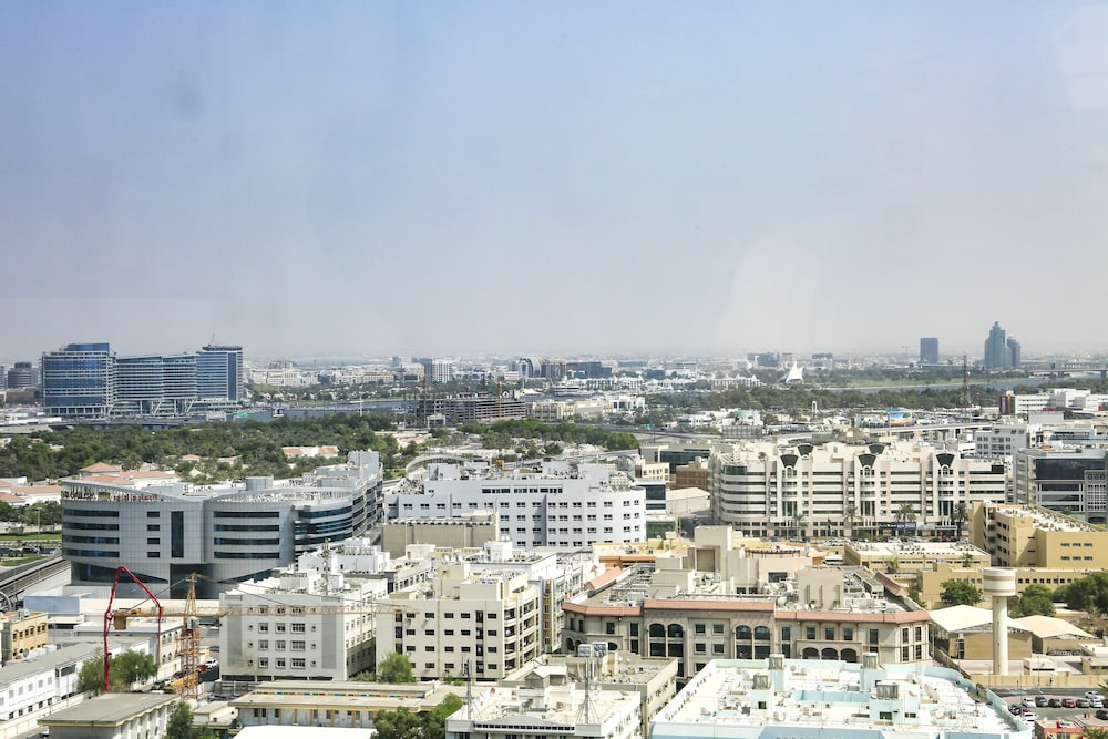 City Seasons Towers 10