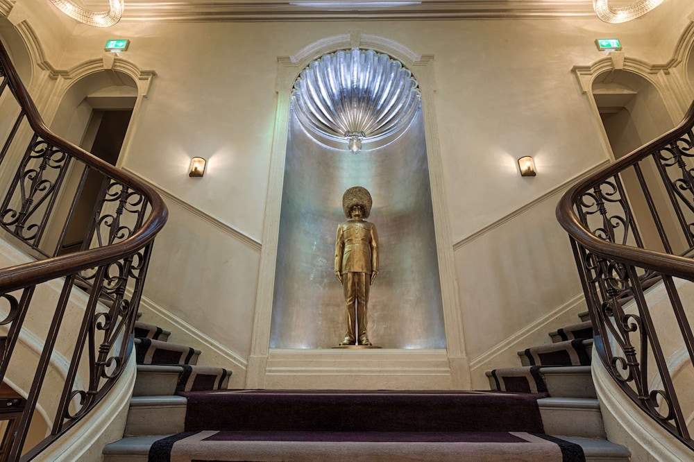 Courthouse Hotel Shoreditch 3