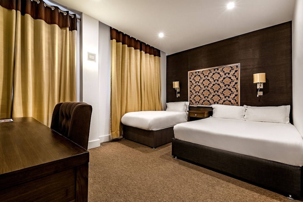 Grand Sapphire Hotel & Banqueting 12