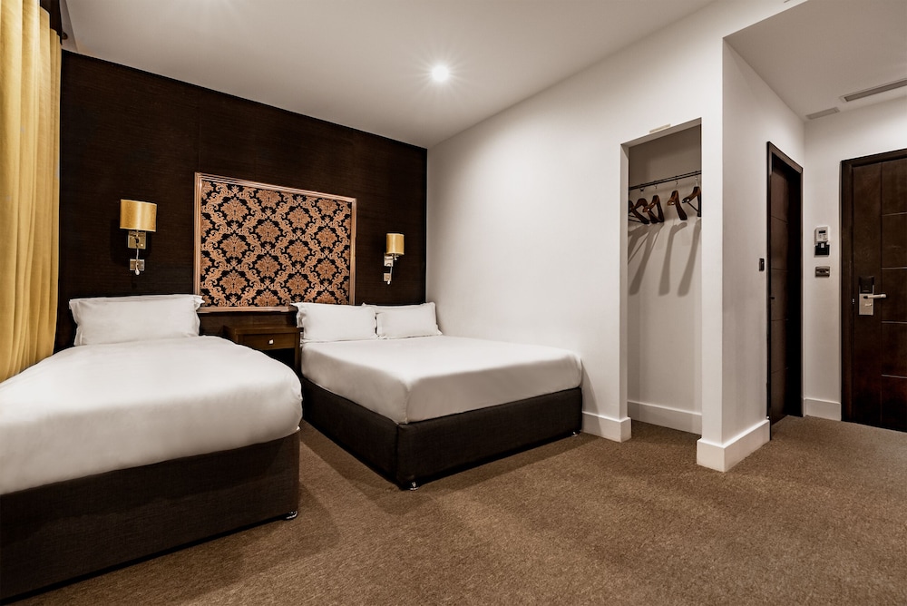 Grand Sapphire Hotel & Banqueting 11