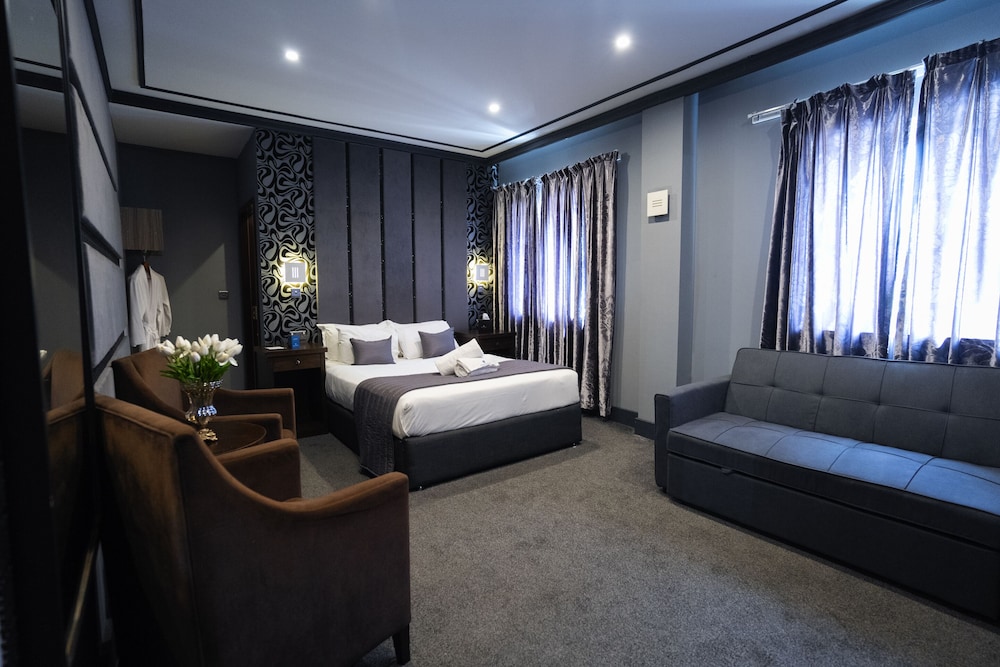 Grand Sapphire Hotel & Banqueting 19