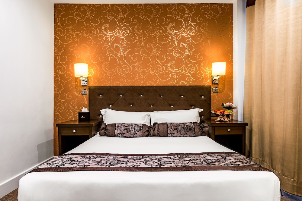 Grand Sapphire Hotel & Banqueting 16