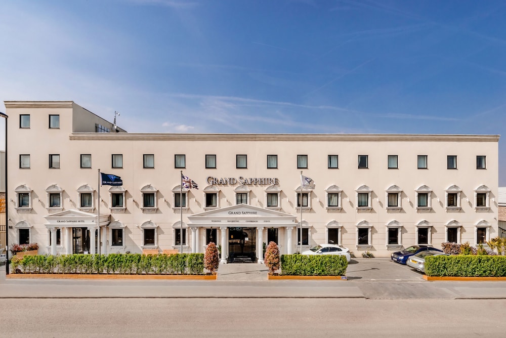 Grand Sapphire Hotel & Banqueting 1