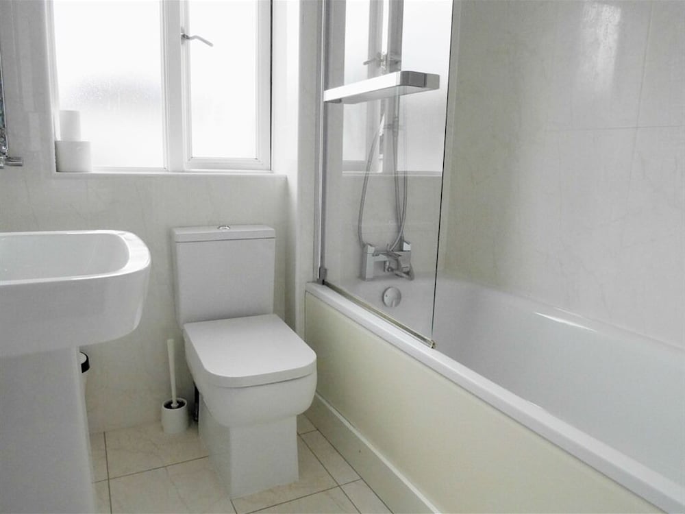 Kew Rooms 16