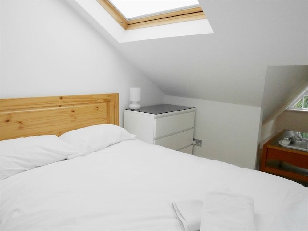 Kew Rooms 21