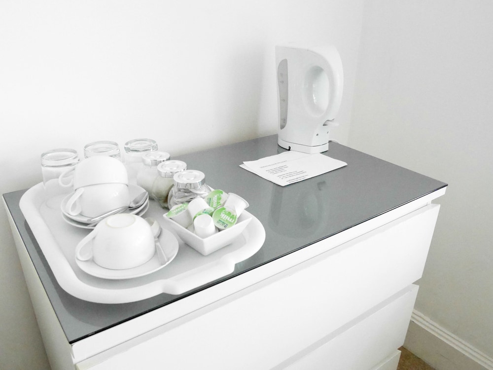 Kew Rooms 20