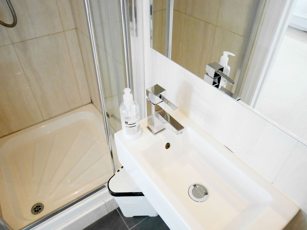 Kew Rooms 12