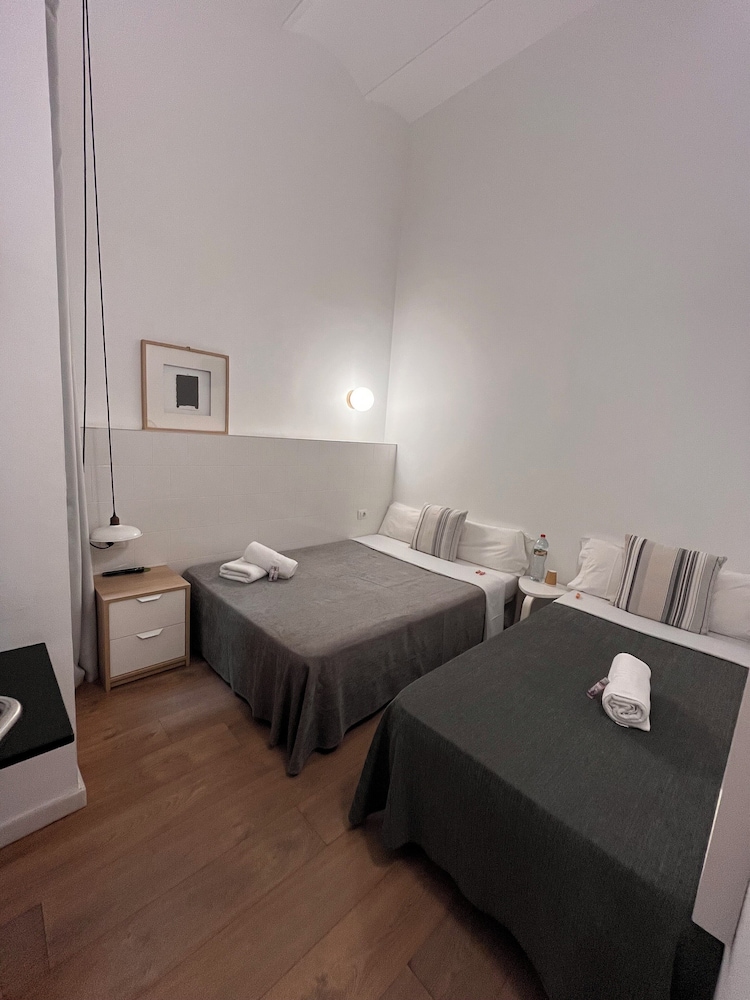 Hostal Argo 15