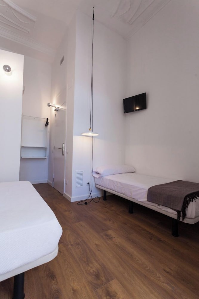 Hostal Argo 13
