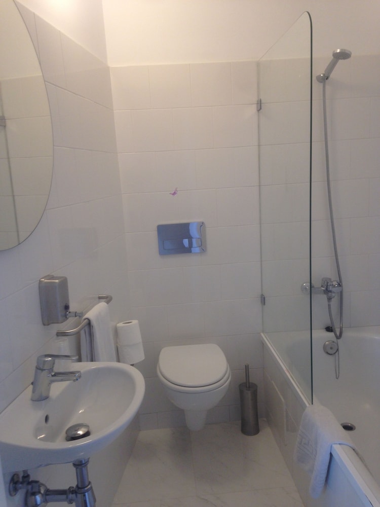 Hostal Argo 24