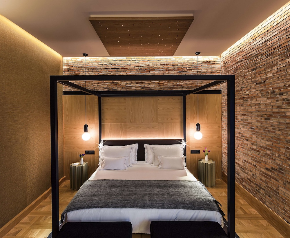 Monument Hotel 14