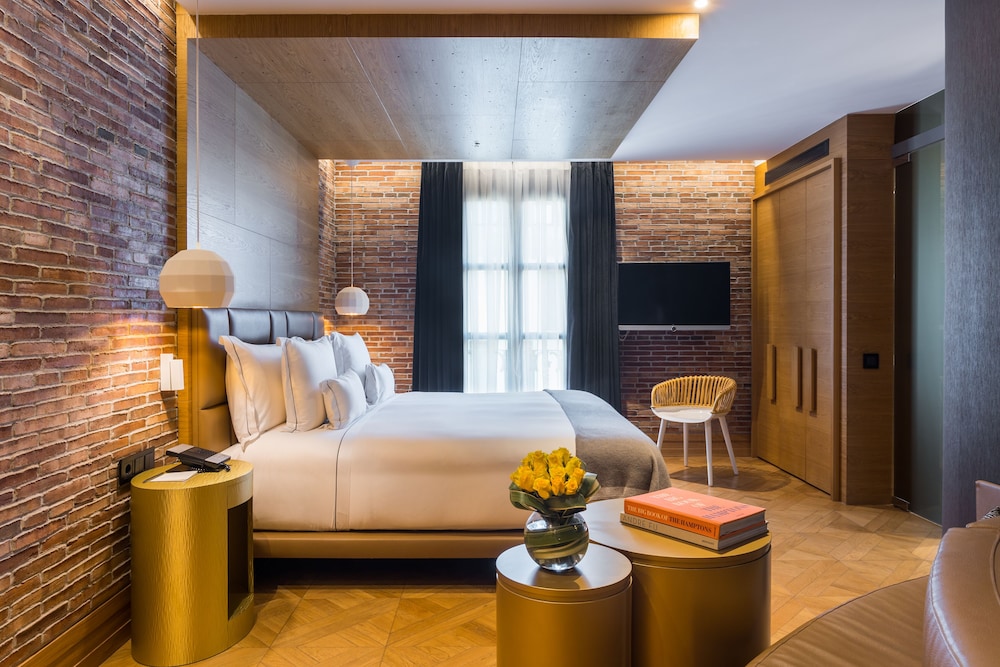 Monument Hotel 16