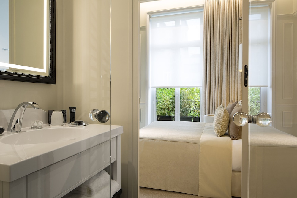 Le Narcisse Blanc Hotel & Spa 16