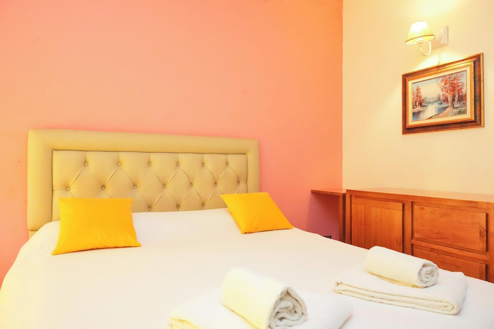 Aida Charming Rooms 9