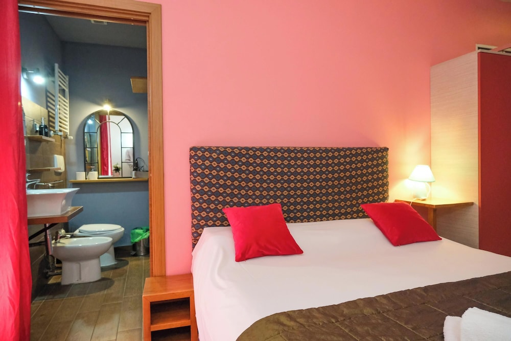 Aida Charming Rooms 6