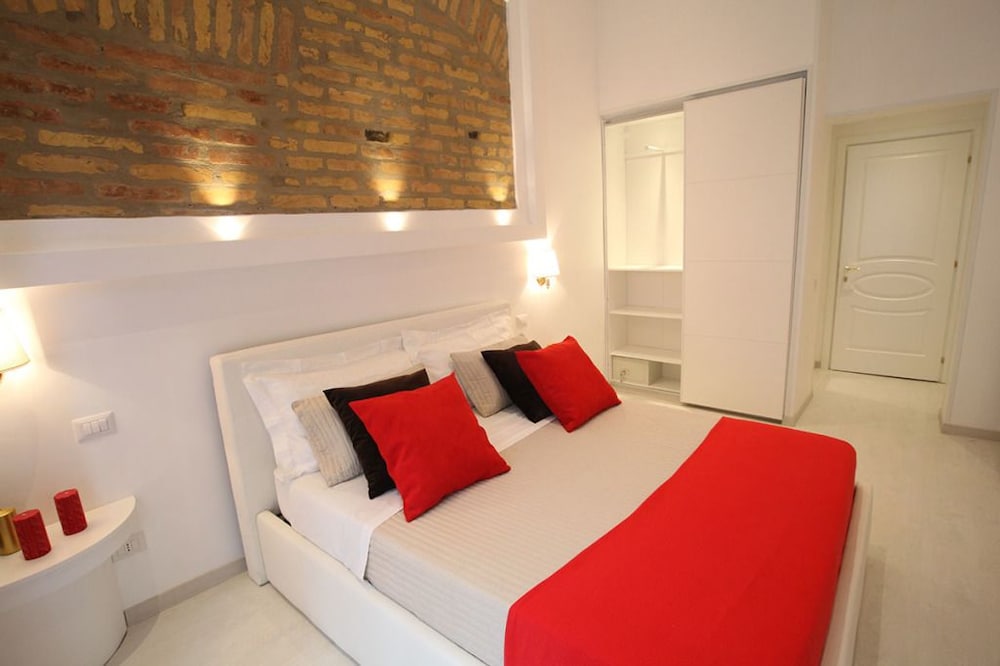 Interno 7 Luxury Rooms 4