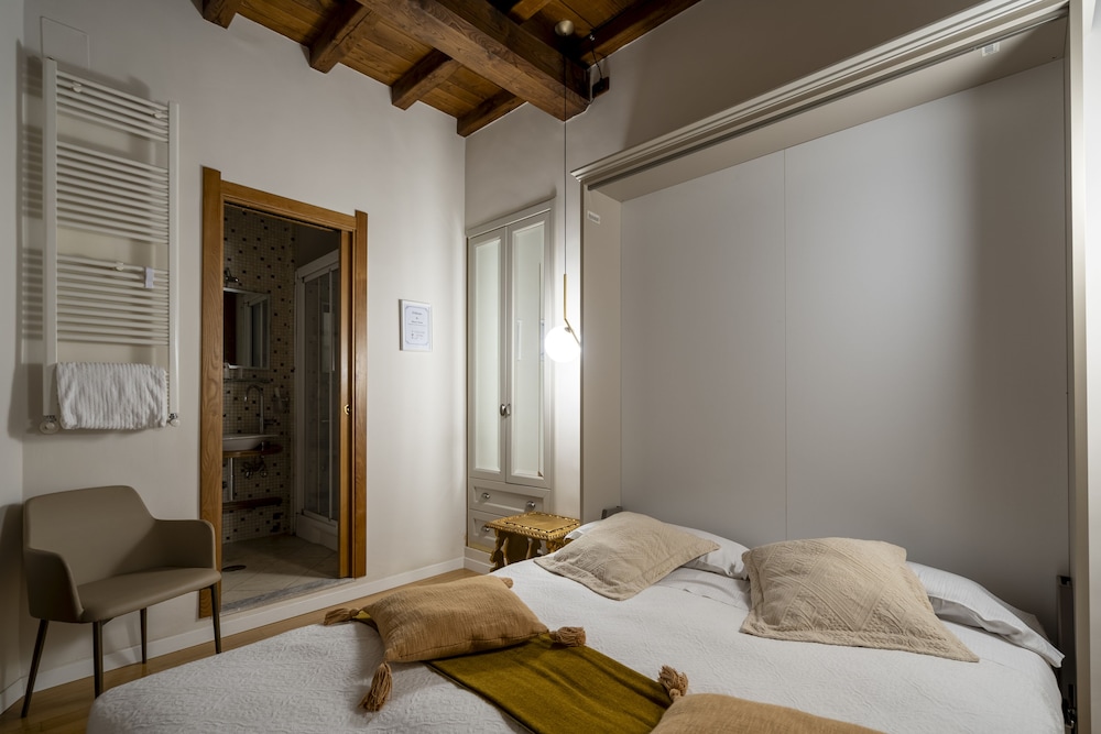 Condotti Rooms 20