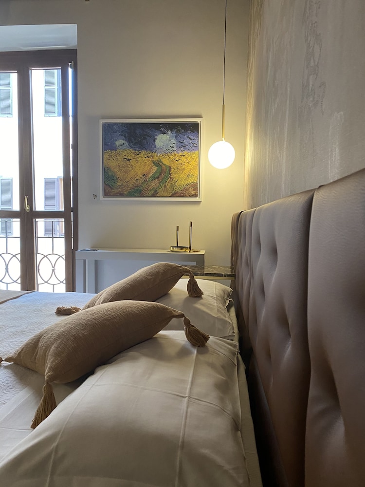 Condotti Rooms 5