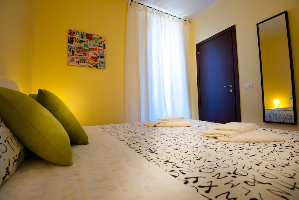 Rome Traveller's BandB 8