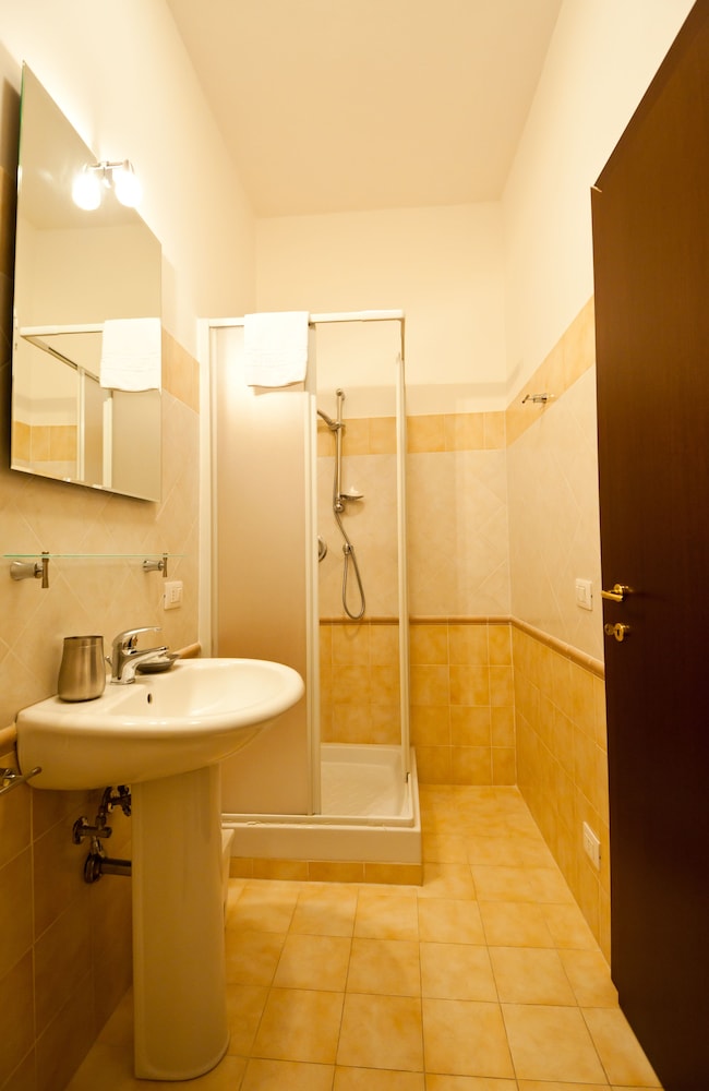Rome Traveller's BandB 7