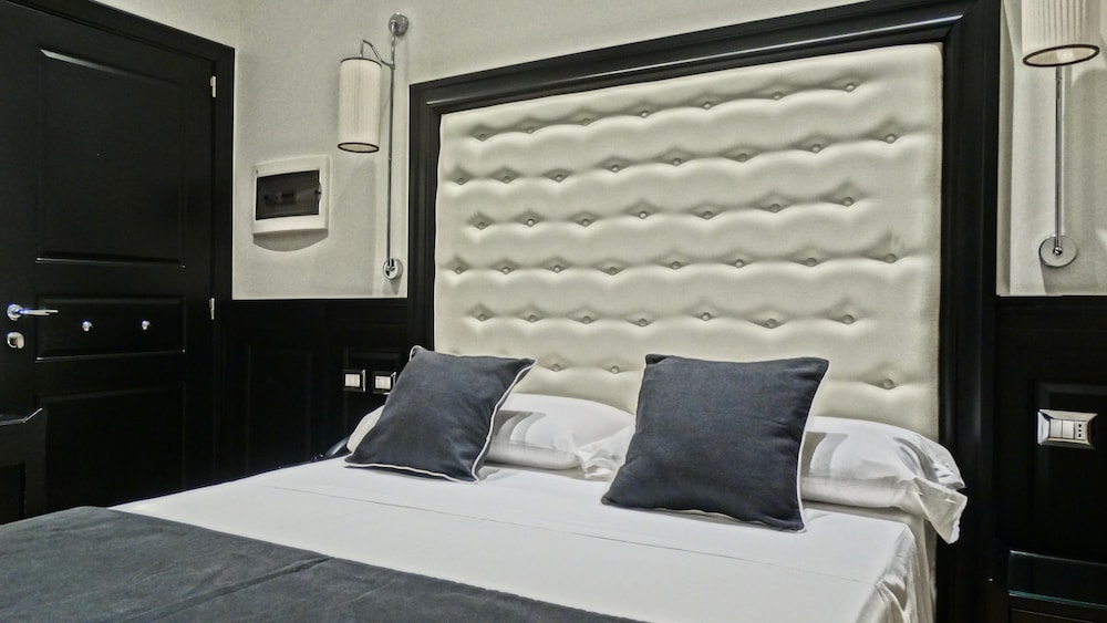 Vaticano Royal Suite 19