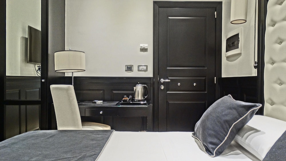 Vaticano Royal Suite 16