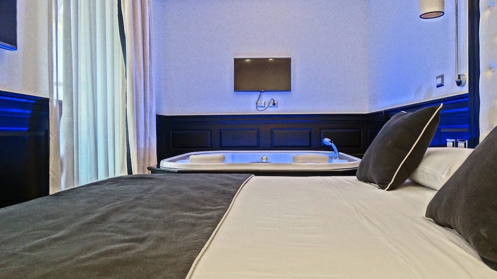 Vaticano Royal Suite 18