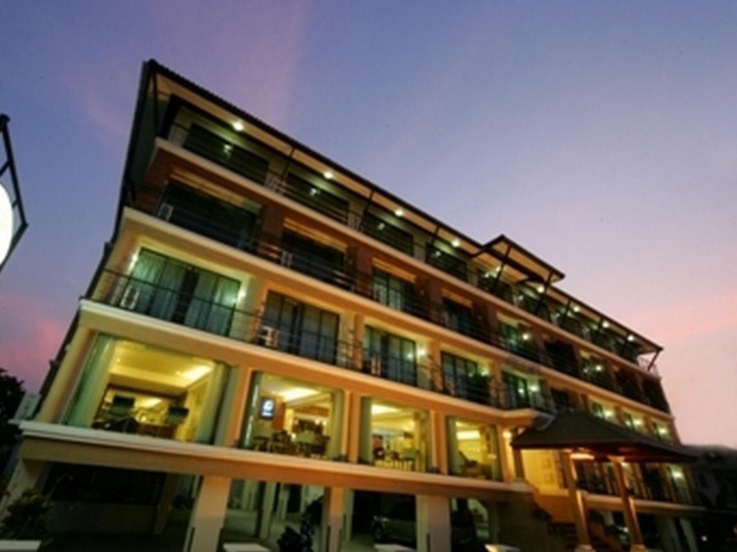 Murraya Residence 17