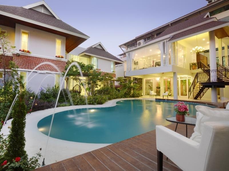 Murraya Residence 19