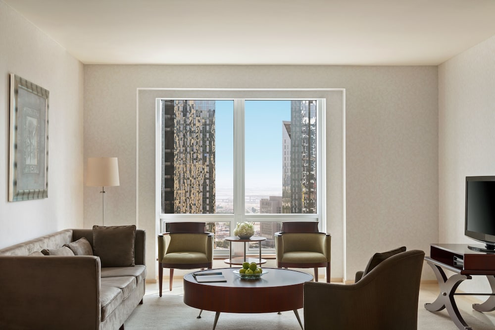 Shangri-La Apartments 12