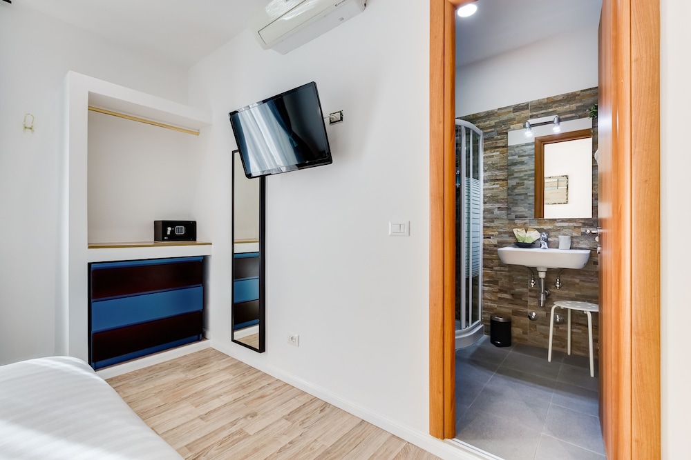 Ripetta Central Suites 11