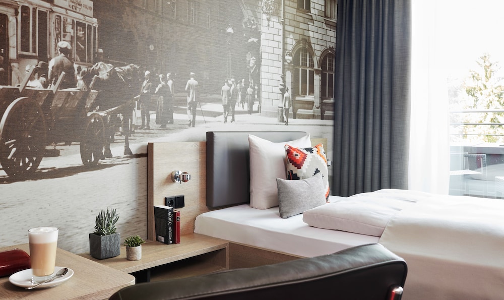 Living Hotel Frankfurt 11
