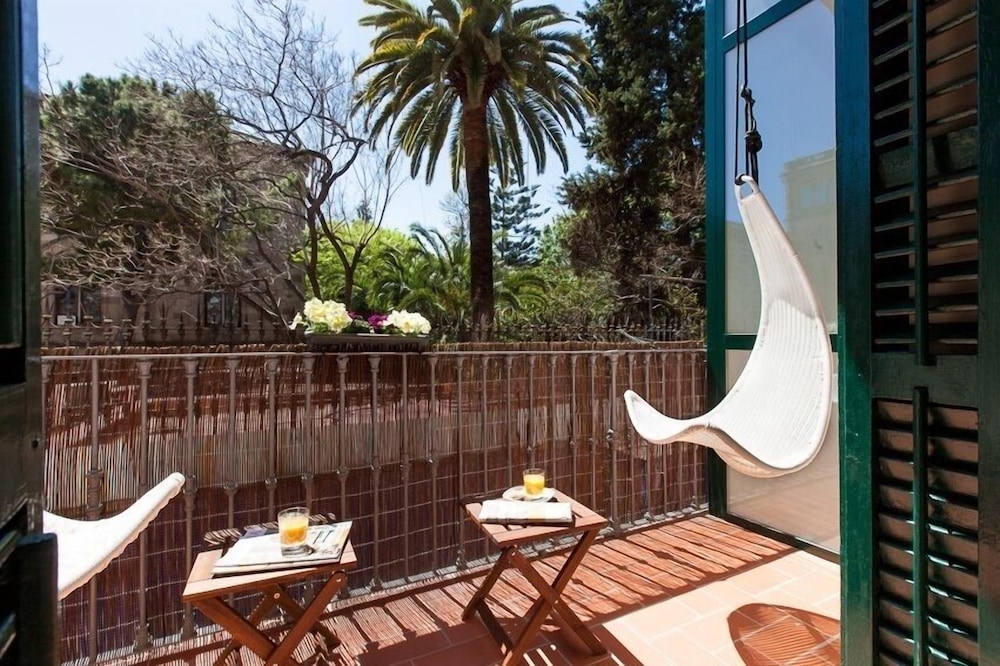 Hostal Ecozentric 24