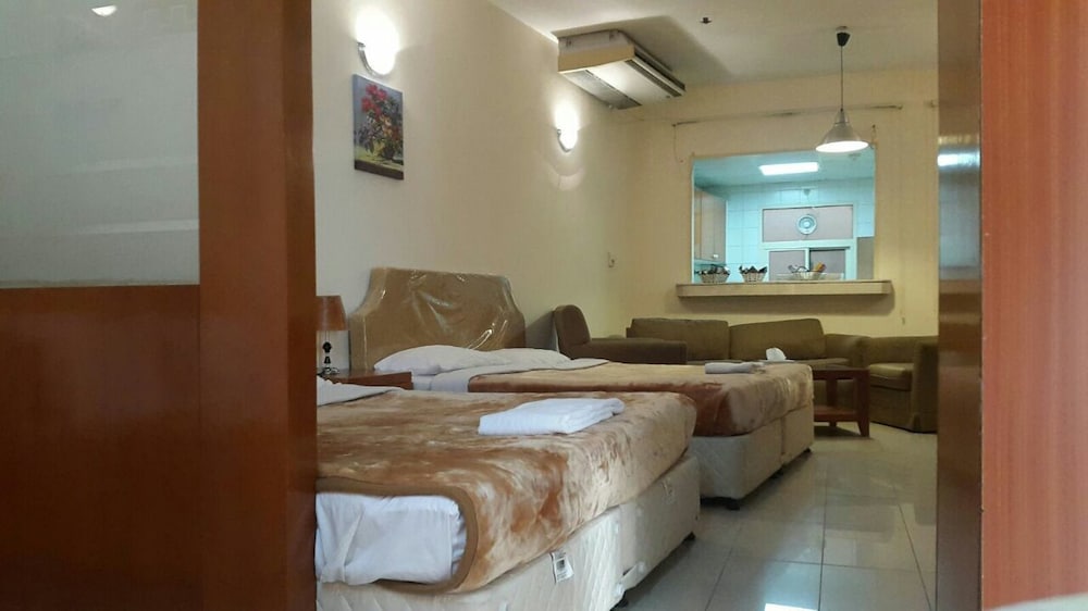 Al Raein Hotel Apartment 13