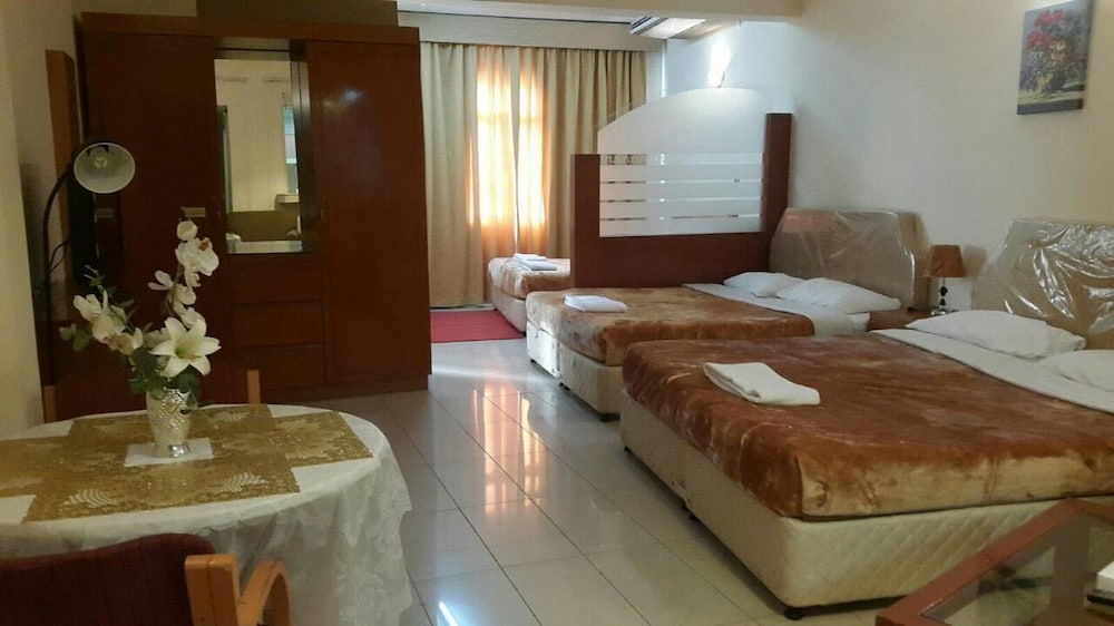 Al Raein Hotel Apartment 14