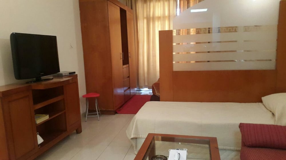 Al Raein Hotel Apartment 8
