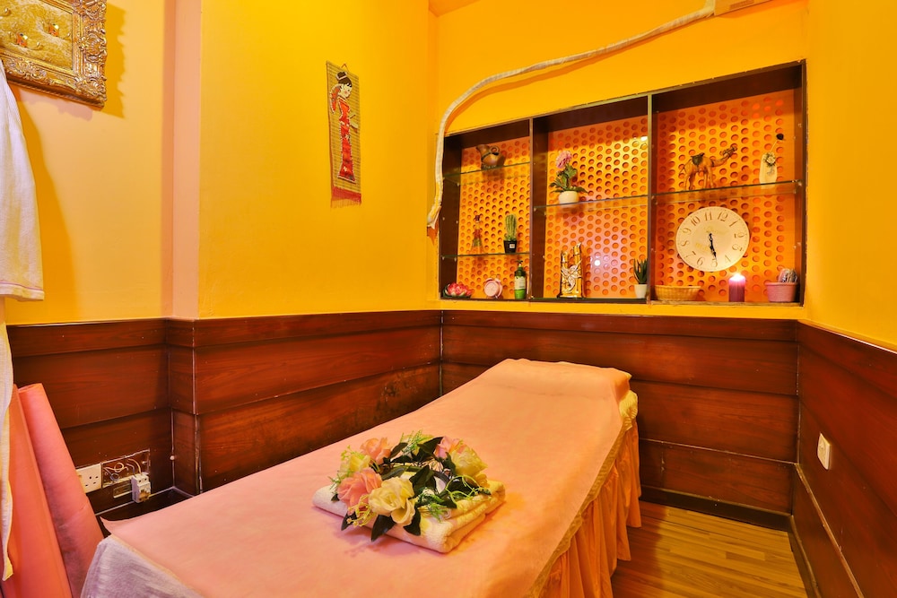 Grand PJ Hotel 22