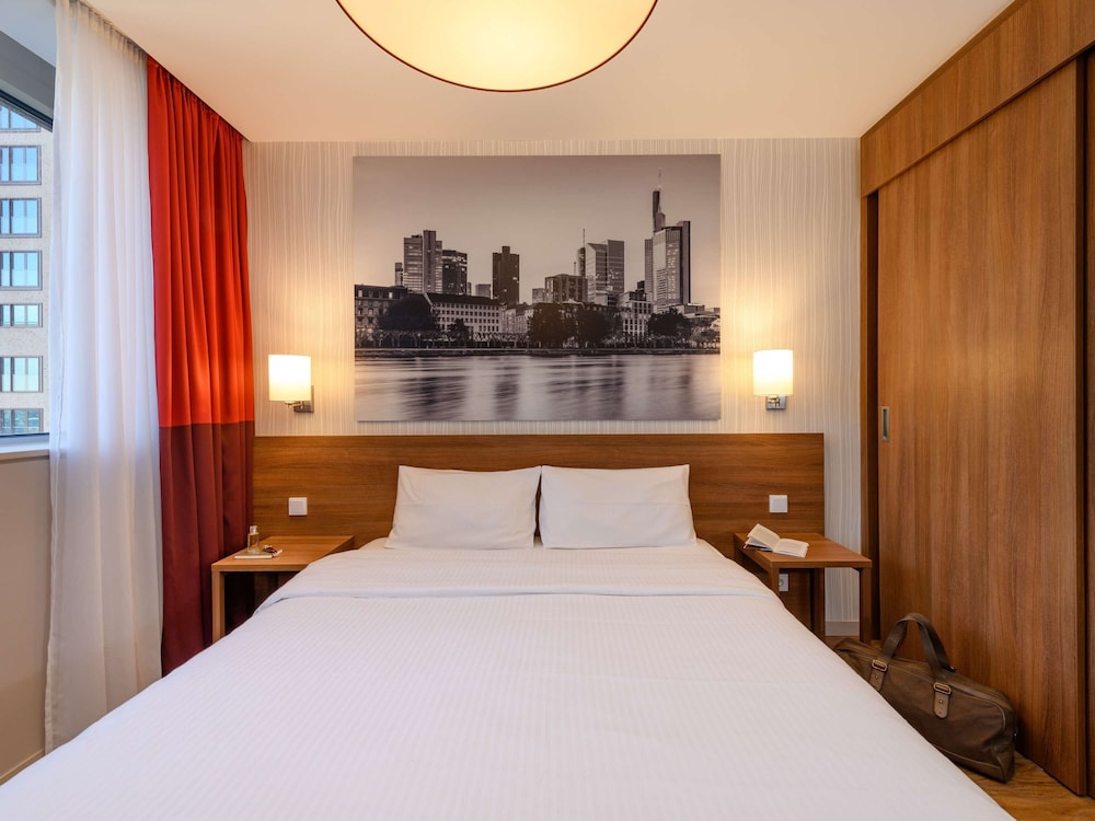 Aparthotel Adagio Frankfurt City Messe 13