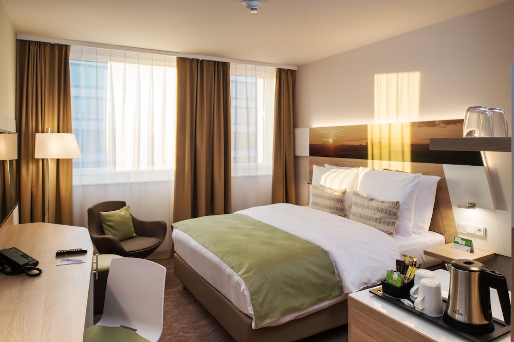 Holiday Inn Frankfurt Airport 20