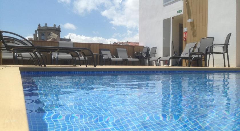 Hotel Chi 1