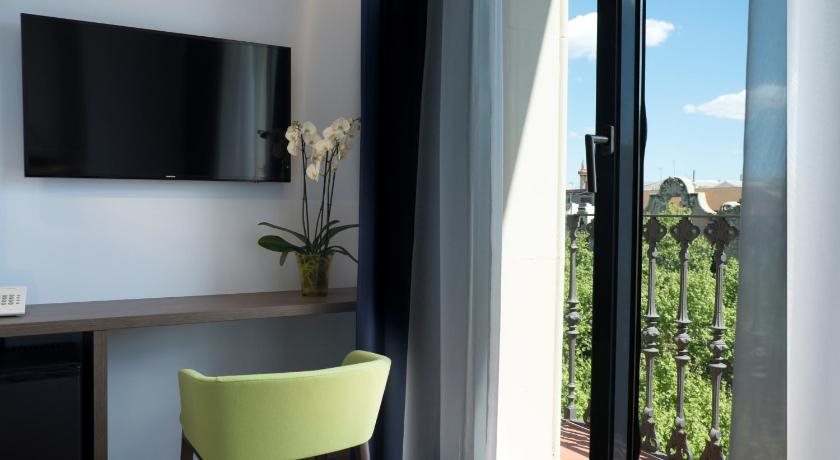 Hotel Chi 12