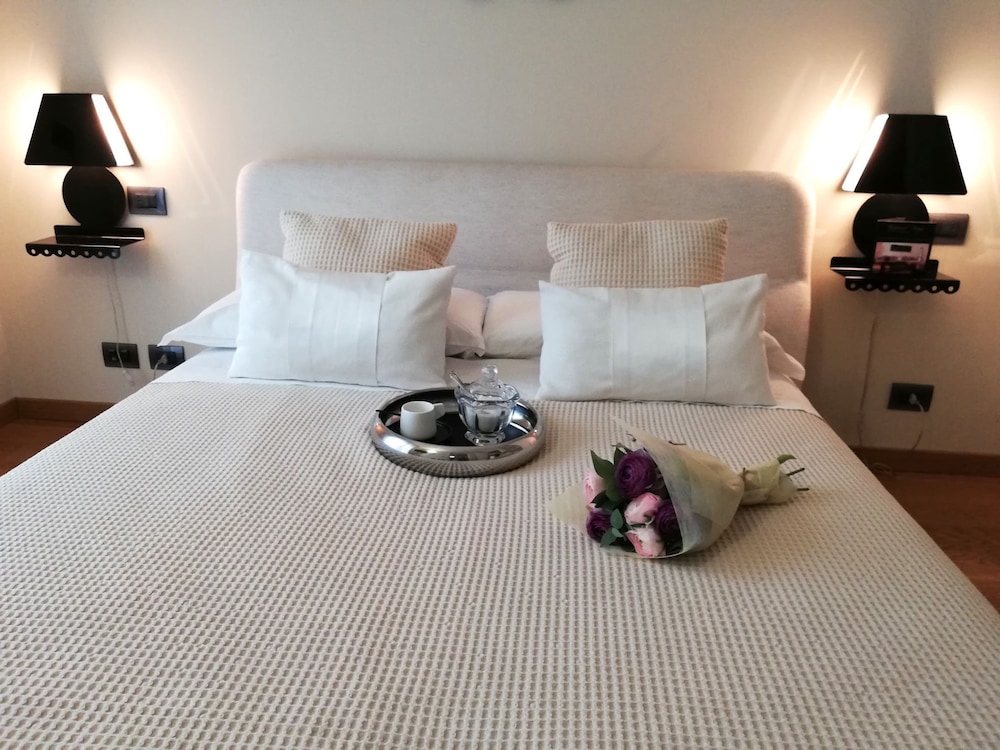Experience Design Bed & Show 15
