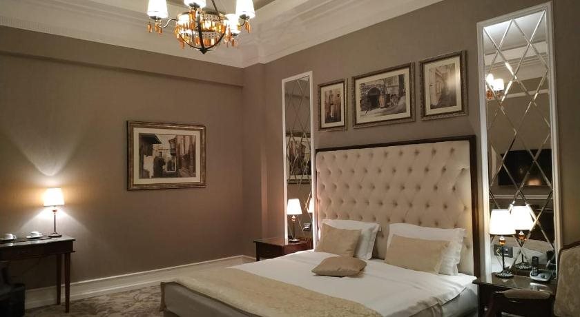 Sapphire City Hotel 8